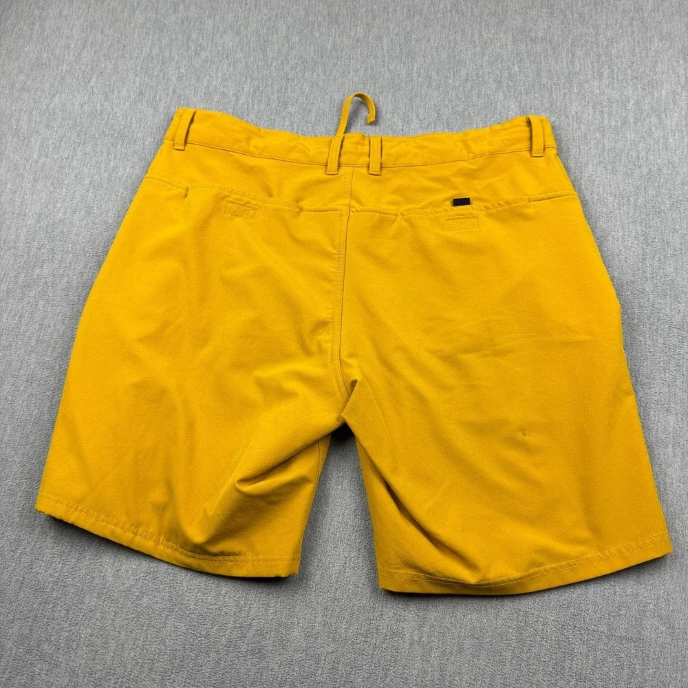 The North Face Shorts Men 36 Yellow Stretch Rolling Sun Packable Flashdry Zip 9